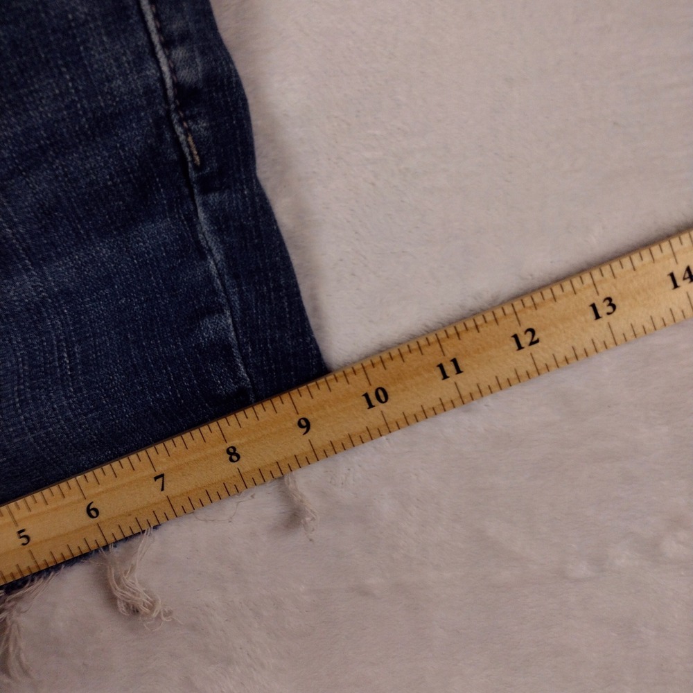 Levis 524 Too‎ Superlow Denim Shorts Medium Wash Cut Off Frayed Hem Size 11 S/C - Picture 8 of 10